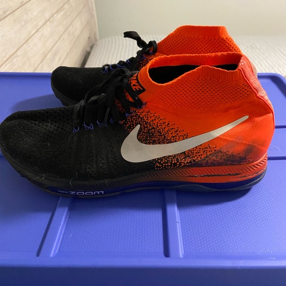 Men's Nike sneaker - Picture 2 of 3